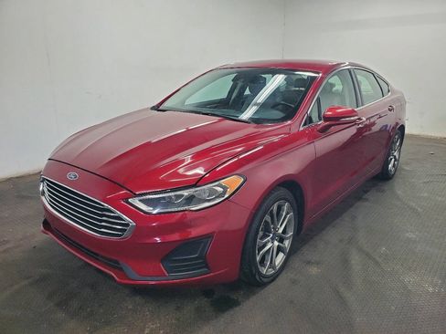 Used 2019 Ford Fusion SEL FWD image 1