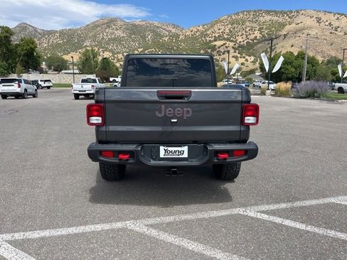 Used 2023 Jeep Gladiator Rubicon w/ Cold Weather Group image 5