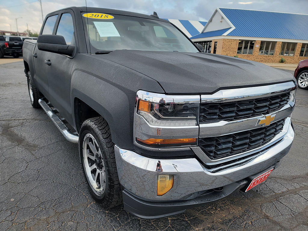 Used 2018 Chevrolet Silverado 1500 LT w/ Texas Edition AWD/4WD image 5