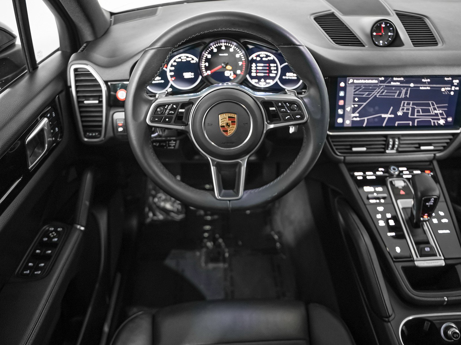 Certified 2023 Porsche Cayenne AWD/4WD image 17