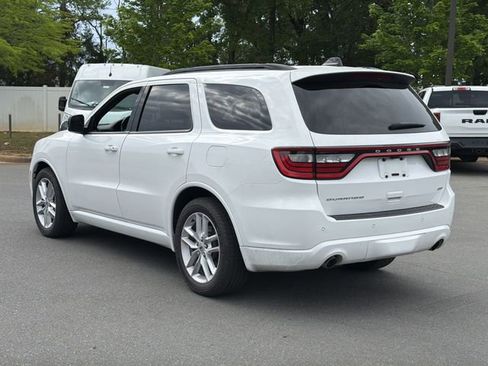 Used 2024 Dodge Durango GT RWD image 11