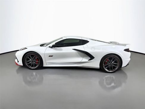 Used 2023 Chevrolet Corvette Stingray Premium Cpe w/ Z51 Performance Package RWD image 8