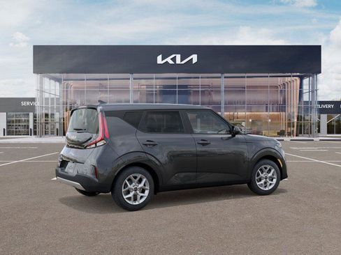 New 2025 Kia Soul LX image 7