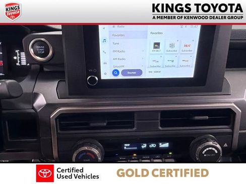 Used 2025 Toyota 4Runner SR5 AWD/4WD image 18