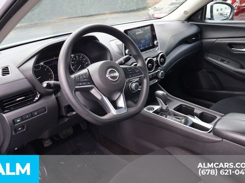Used 2024 Nissan Sentra SV FWD image 10