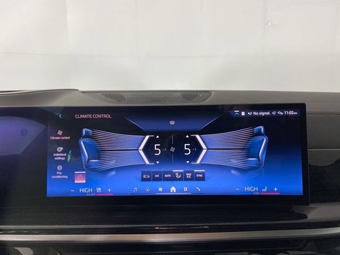 Certified 2024 BMW X5 xDrive40i w/ M Sport Package image 15