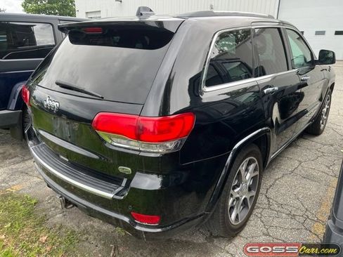 Used 2020 Jeep Grand Cherokee Overland AWD/4WD image 3