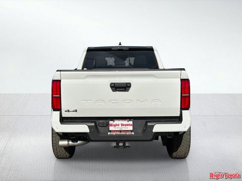 New 2026 Toyota Tacoma SR5 AWD/4WD image 5