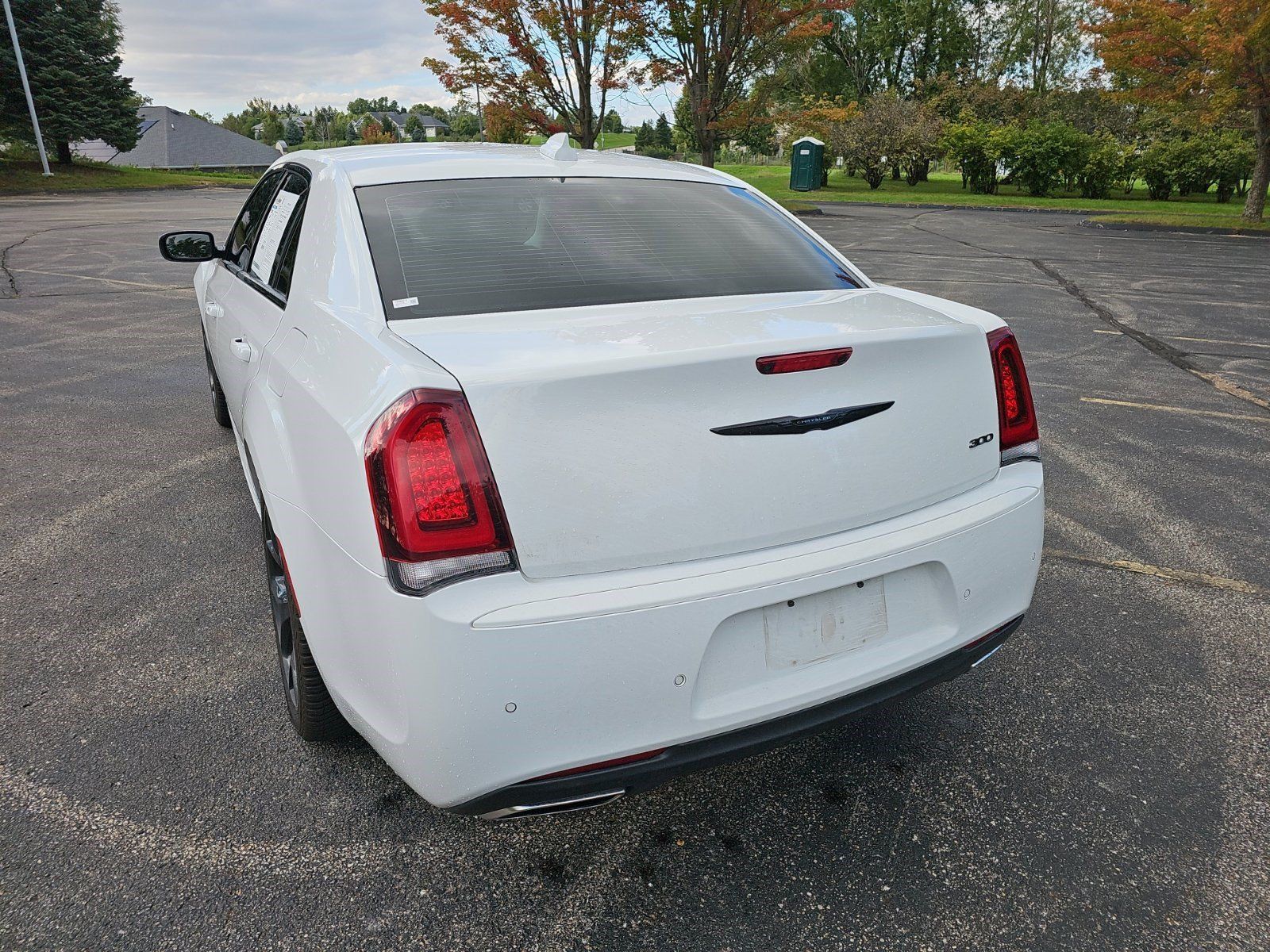 Used 2023 Chrysler 300 Touring L w/ Safetytec Plus Group RWD image 3