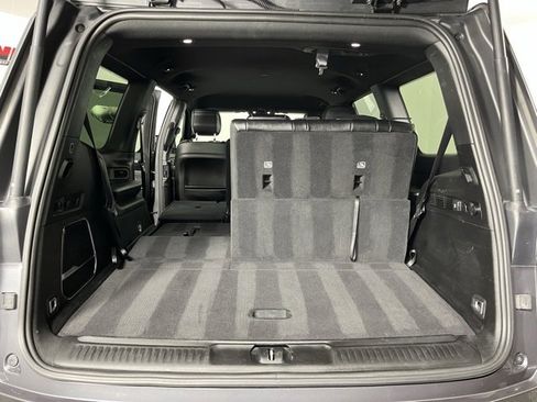 Used 2024 Jeep Wagoneer Series II w/ Flexible Seating Group image 29