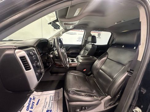 Used 2018 GMC Sierra 1500 SLT w/ SLT Premium Package image 9