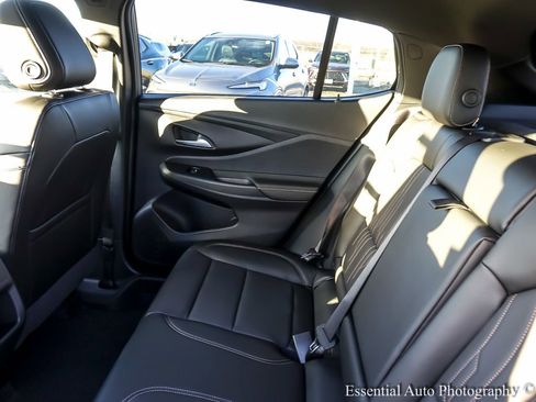 New 2026 Buick Envista Avenir image 12