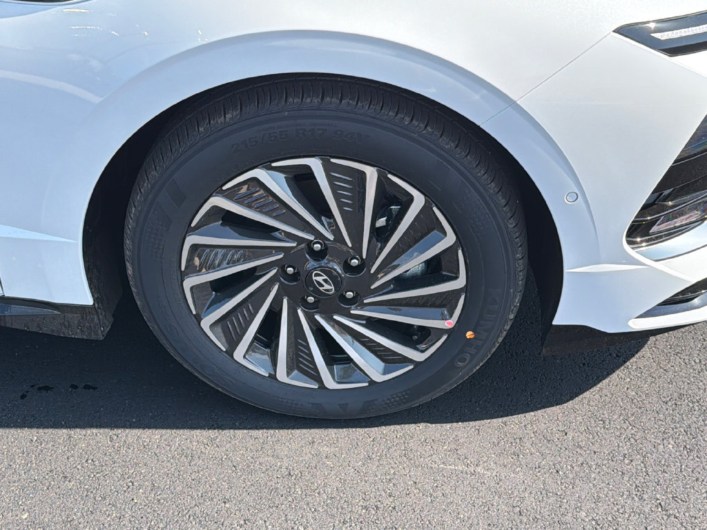 New 2026 Hyundai Sonata Limited FWD image 13
