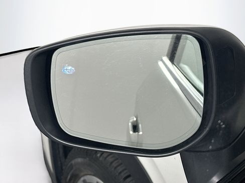 Used 2022 Subaru Ascent Limited w/ Technology Package image 16