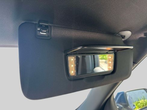 Certified 2023 Chevrolet Traverse LT FWD image 34