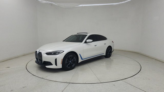 Used 2024 BMW i4 eDrive40 RWD image 5
