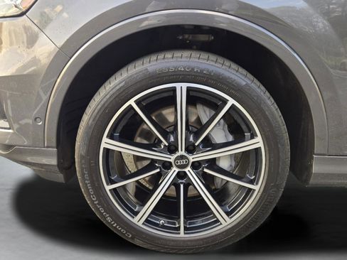 Used 2022 Audi Q7 Premium Plus image 10