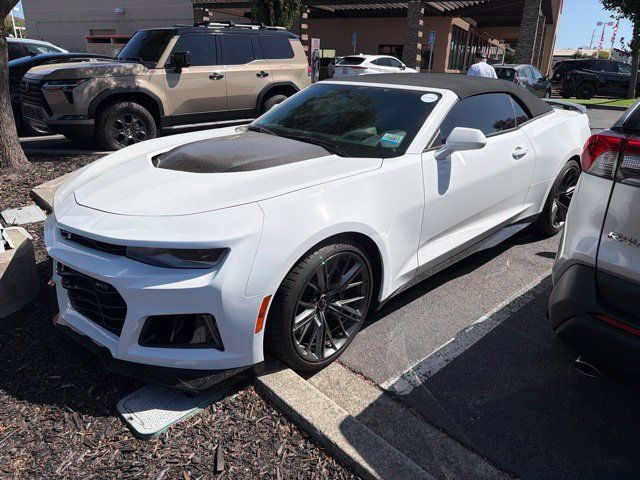 Used 2023 Chevrolet Camaro ZL1 RWD image 9