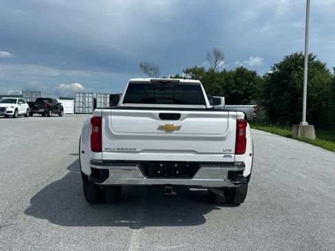 Certified 2024 Chevrolet Silverado 3500 LTZ w/ LTZ Convenience Package AWD/4WD image 4