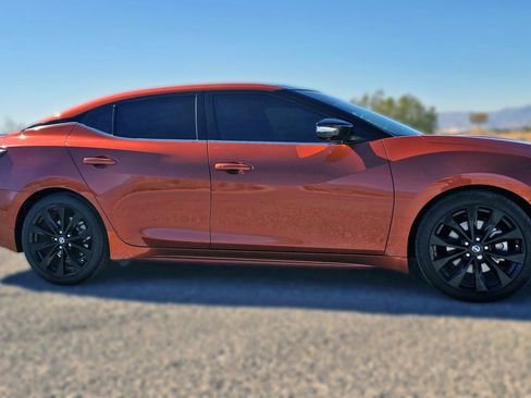 Used 2021 Nissan Maxima SR w/ Sport Mat Group image 3