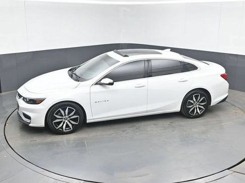 Used 2016 Chevrolet Malibu LT FWD image 32