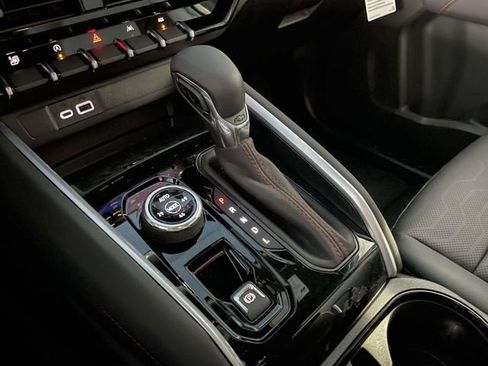 New 2026 Chevrolet Colorado Z71 w/ Technology Package image 27