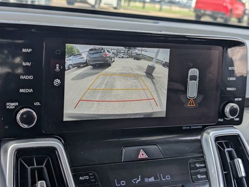 Used 2022 Kia Sorento SX image 12