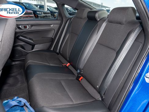 Used 2023 Honda Civic Sport image 16