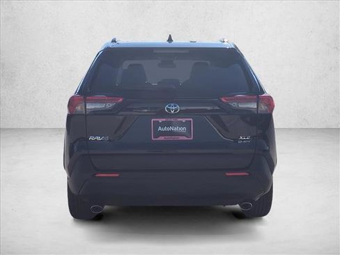 Certified 2025 Toyota RAV4 XLE AWD/4WD image 6