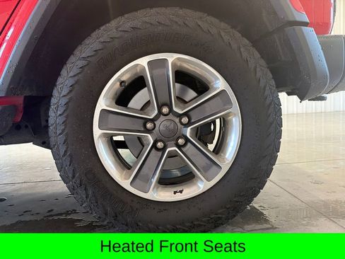 Used 2020 Jeep Wrangler Unlimited Sahara w/ Cold Weather Group AWD/4WD image 12