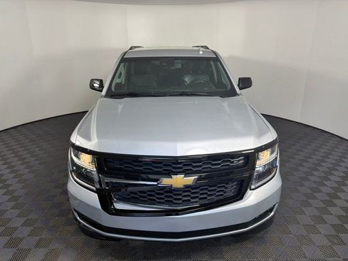 Used 2019 Chevrolet Suburban LT AWD/4WD image 9