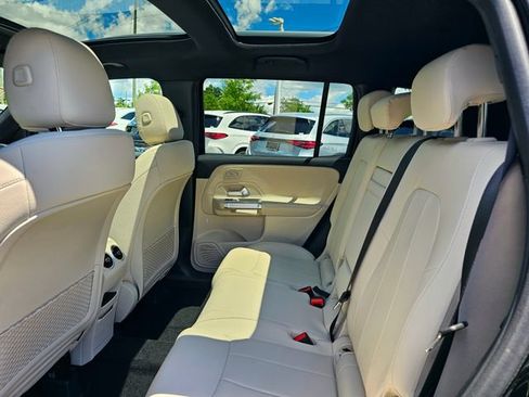 New 2026 Mercedes-Benz GLB 250 4MATIC image 21