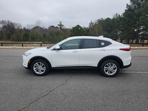 New 2026 Buick Envista Preferred w/ Convenience I Package image 2