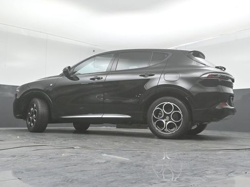 Used 2024 Alfa Romeo Tonale Ti image 13