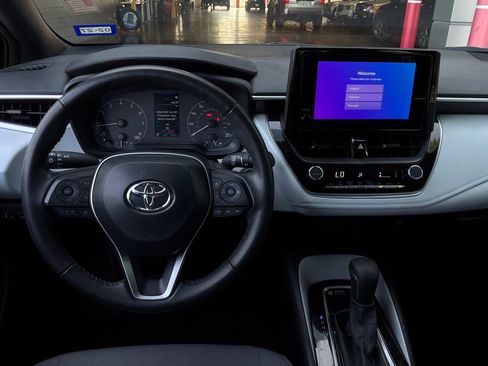 Used 2025 Toyota Corolla SE FWD image 13
