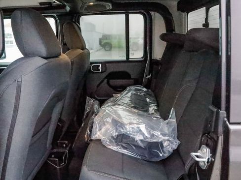 New 2026 Jeep Gladiator Sport image 23