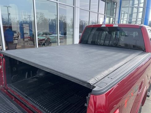 Used 2018 Ford F150 Lariat w/ Equipment Group 502A Luxury image 7