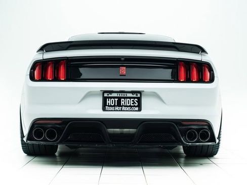 Used 2016 Ford Mustang Shelby GT350 w/ Technology Package RWD image 16