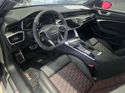 New 2026 Audi RS 6 performance image 2