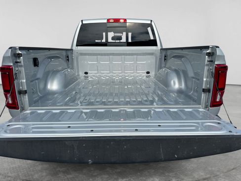 Used 2026 RAM 2500 Laramie AWD/4WD image 20