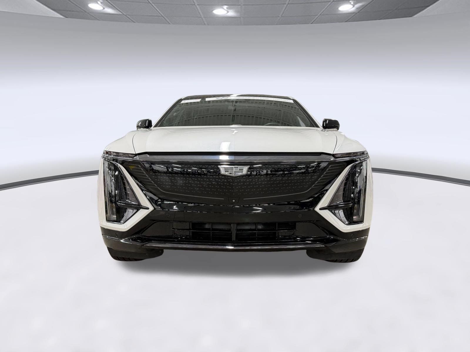 Certified 2024 Cadillac Lyriq Sport RWD image 6