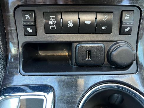 Used 2017 Buick Enclave Premium w/ Trailering Package AWD/4WD image 23