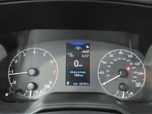 Used 2025 Toyota Corolla LE FWD image 15