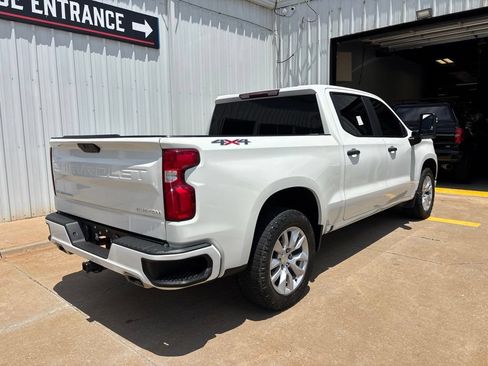 Used 2021 Chevrolet Silverado 1500 Custom w/ Custom Max Trailering Package AWD/4WD image 7