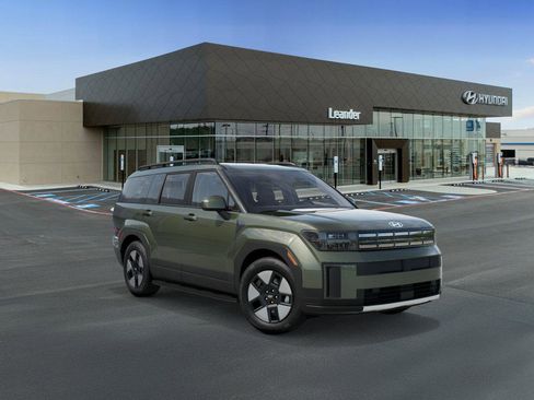 New 2026 Hyundai Santa Fe SEL FWD image 2