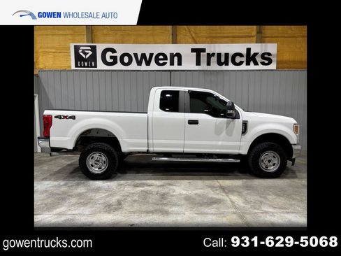 Used 2017 Ford F250 XL w/ Power Equipment Group AWD/4WD image 1