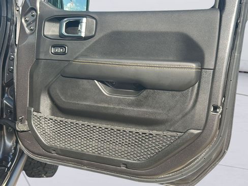 Used 2024 Jeep Gladiator Sport AWD/4WD image 25