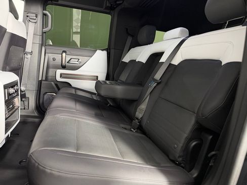 Used 2025 GMC Hummer EV 3X w/ Extreme Off-Road Package AWD/4WD image 27