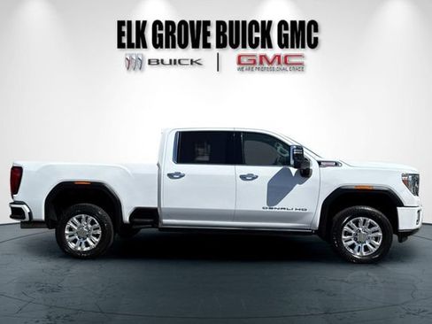 Used 2021 GMC Sierra 3500 Denali w/ Denali Ultimate Package AWD/4WD image 3