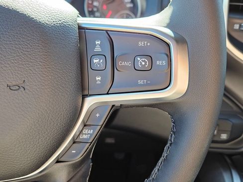 New 2026 RAM 2500 Big Horn AWD/4WD image 22